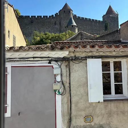 La Des Remparts View And Private Patio Casa vacanze *